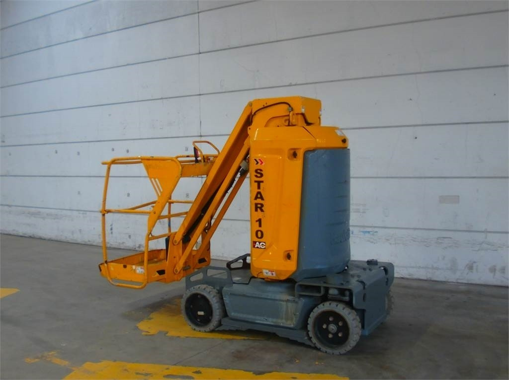 Haulotte STAR 10 - Vertical mast lift: picture 3 Haulotte STAR 10 - Vertical mast lift: picture 3