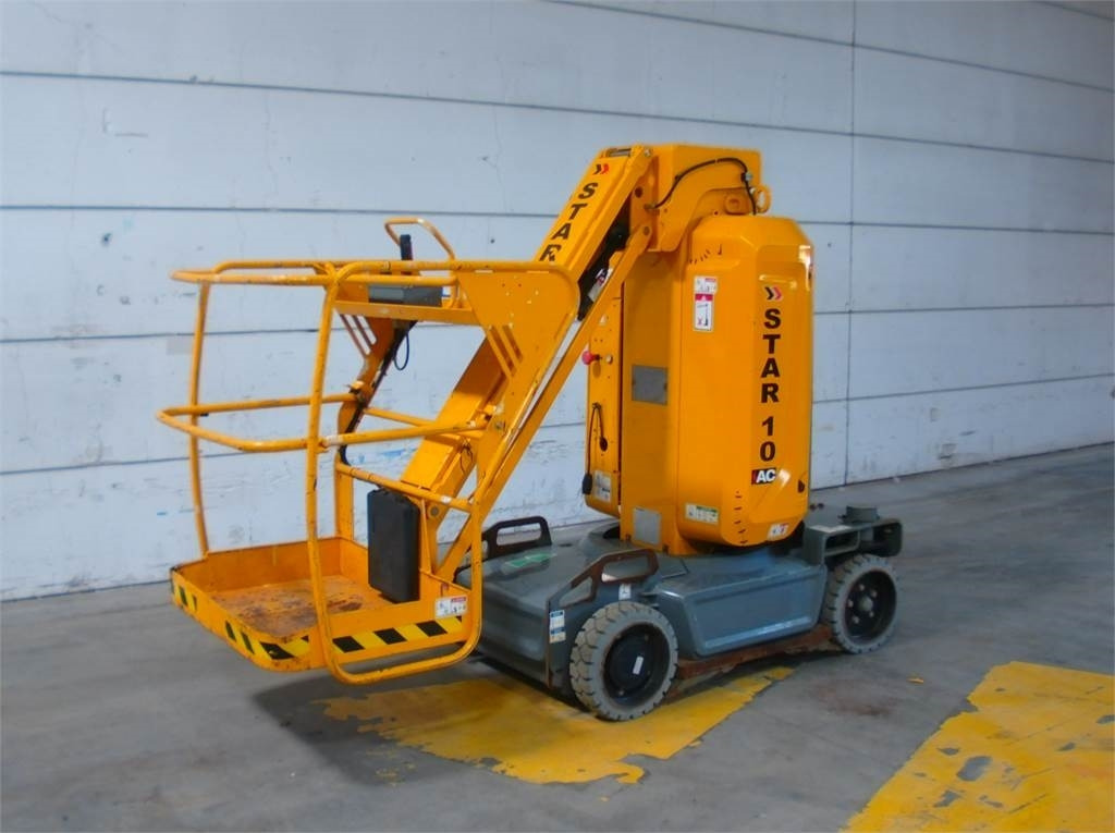 Haulotte STAR 10 - Vertical mast lift: picture 2 Haulotte STAR 10 - Vertical mast lift: picture 2