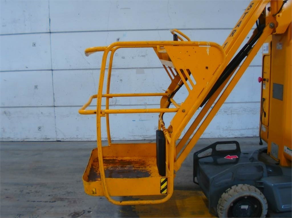 Vertical mast lift Haulotte STAR 10: picture 11