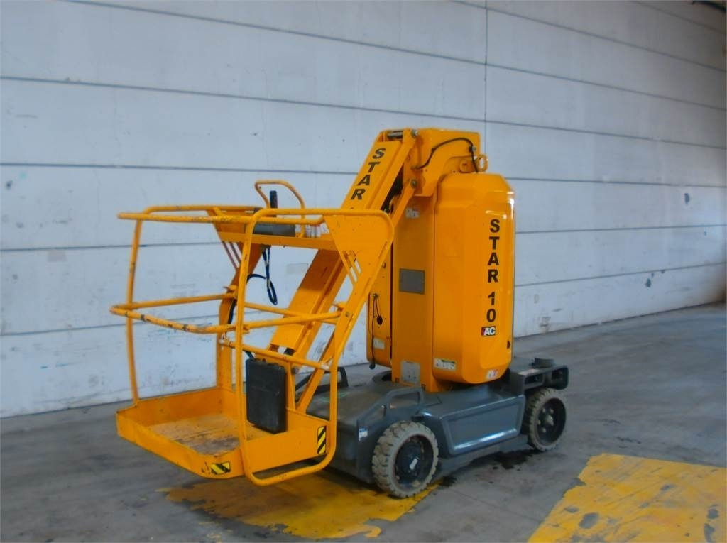 Haulotte STAR 10 - Vertical mast lift: picture 2 Haulotte STAR 10 - Vertical mast lift: picture 2