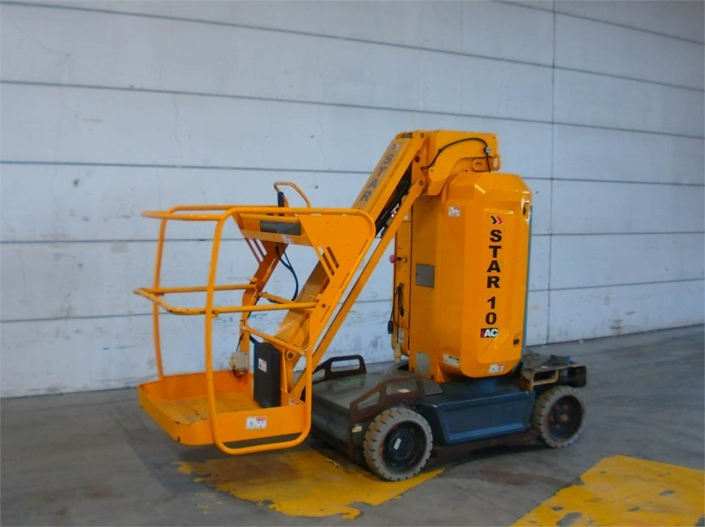 Haulotte STAR 10 - Vertical mast lift: picture 2 Haulotte STAR 10 - Vertical mast lift: picture 2