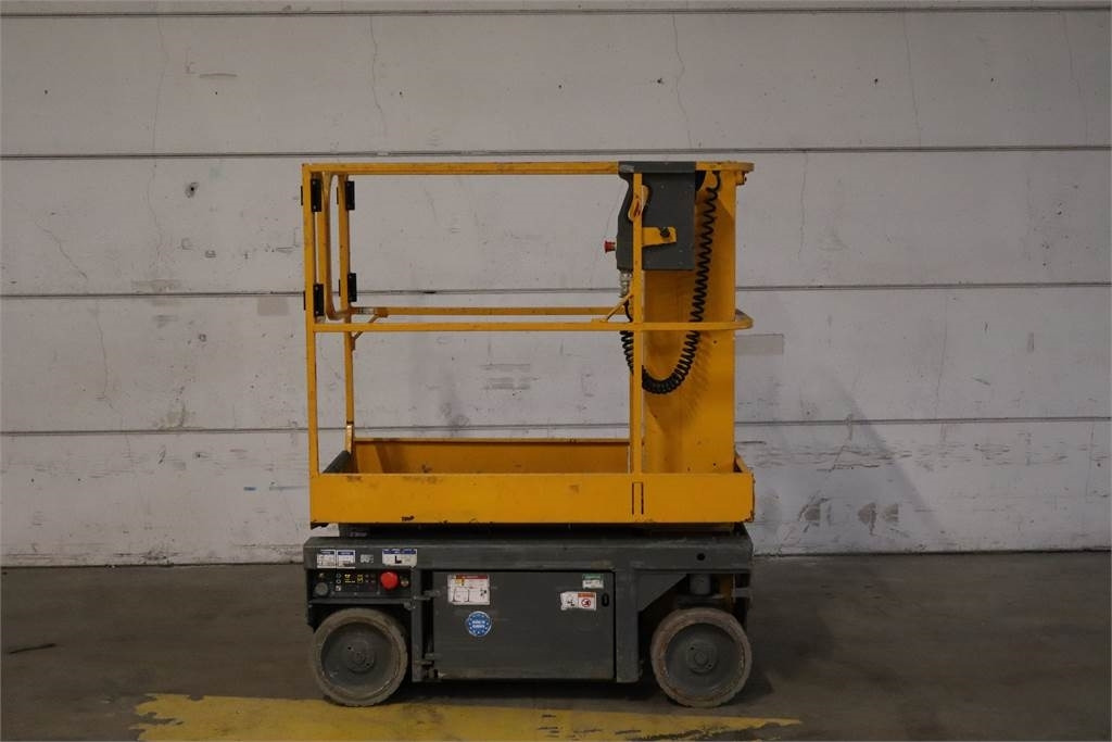 Haulotte STAR 6 - Vertical mast lift: picture 1 Haulotte STAR 6 - Vertical mast lift: picture 1