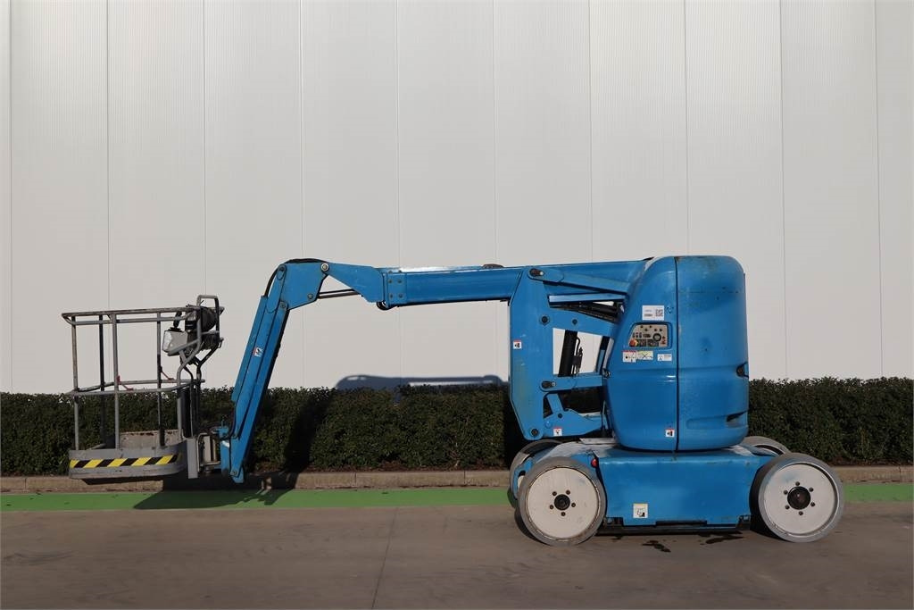 Manitou 120AETJC - Articulated boom lift: picture 1 Manitou 120AETJC - Articulated boom lift: picture 1