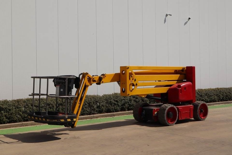 Niftylift HR17NE - Articulated boom lift: picture 2 Niftylift HR17NE - Articulated boom lift: picture 2