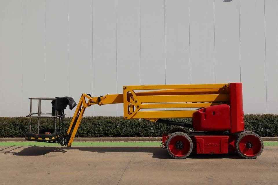 Niftylift HR17NE - Articulated boom lift: picture 1 Niftylift HR17NE - Articulated boom lift: picture 1
