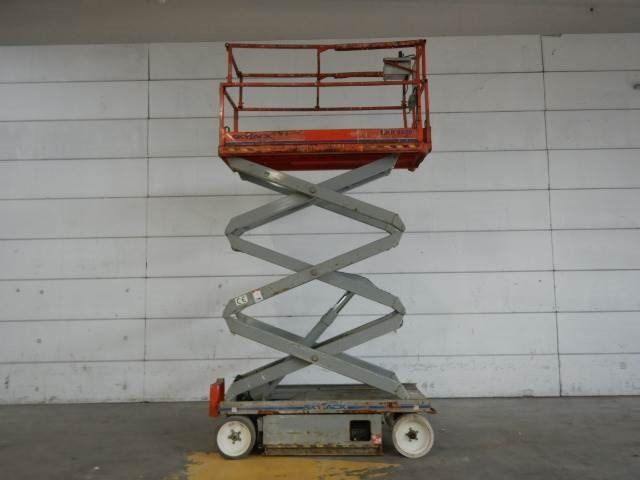 SkyJack SJ3220 - Scissor lift: picture 5 SkyJack SJ3220 - Scissor lift: picture 5