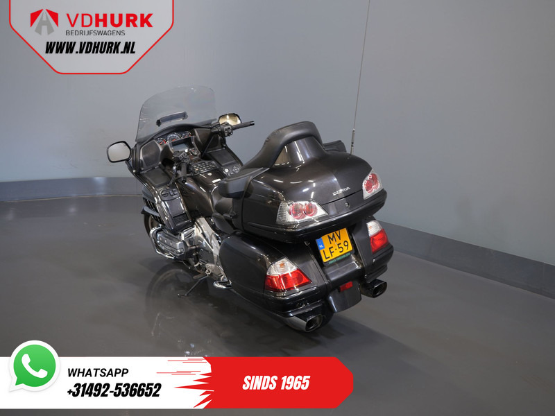 Honda GL 1800 GoldWing MARGE/ Koffers/ Cruise/ Topkoffer/ Navi/ Radio - Motorcycle: picture 5 Honda GL 1800 GoldWing MARGE/ Koffers/ Cruise/ Topkoffer/ Navi/ Radio - Motorcycle: picture 5