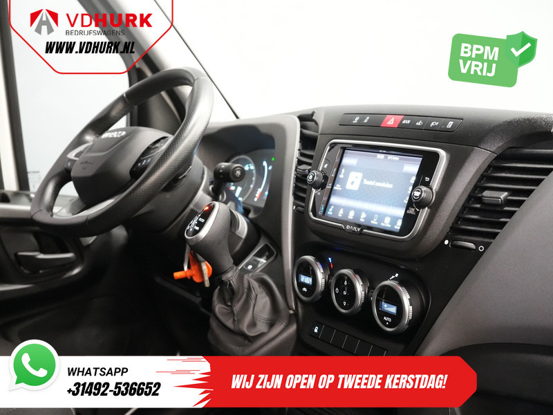 Iveco Daily 35S18HV 3.0 Aut. ZF BPM VRIJ! Bakwagen Laadklep/ Zijdeur/ LED/ Spoiler/ 3.5T trekverm./ Gev.Stoel/ Adapt.Cruise/ Navi/ Carplay/ - Closed box van: picture 3 Iveco Daily 35S18HV 3.0 Aut. ZF BPM VRIJ! Bakwagen Laadklep/ Zijdeur/ LED/ Spoiler/ 3.5T trekverm./ Gev.Stoel/ Adapt.Cruise/ Navi/ Carplay/ - Closed box van: picture 3