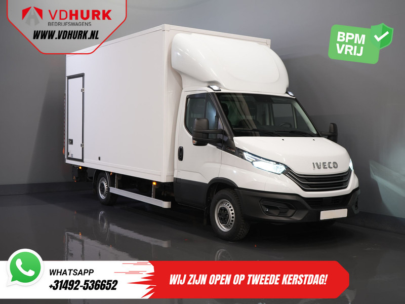 Iveco Daily 35S18HV 3.0 Aut. ZF BPM VRIJ! Bakwagen Laadklep/ Zijdeur/ LED/ Spoiler/ 3.5T trekverm./ Gev.Stoel/ Adapt.Cruise/ Navi/ Carplay/ - Closed box van: picture 1 Iveco Daily 35S18HV 3.0 Aut. ZF BPM VRIJ! Bakwagen Laadklep/ Zijdeur/ LED/ Spoiler/ 3.5T trekverm./ Gev.Stoel/ Adapt.Cruise/ Navi/ Carplay/ - Closed box van: picture 1