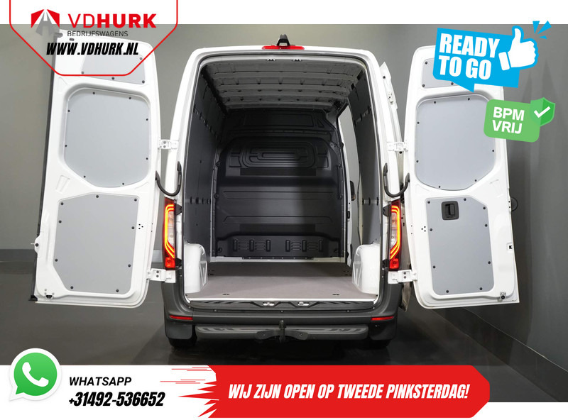 Mercedes-Benz Sprinter 211 Aut. L2H2 BPM VRIJ/ LED/ Standkachel/ Stoelverw./ Climate/ Carplay/ Camera/ Cruise/ Trekhaak - Small van: picture 5 Mercedes-Benz Sprinter 211 Aut. L2H2 BPM VRIJ/ LED/ Standkachel/ Stoelverw./ Climate/ Carplay/ Camera/ Cruise/ Trekhaak - Small van: picture 5