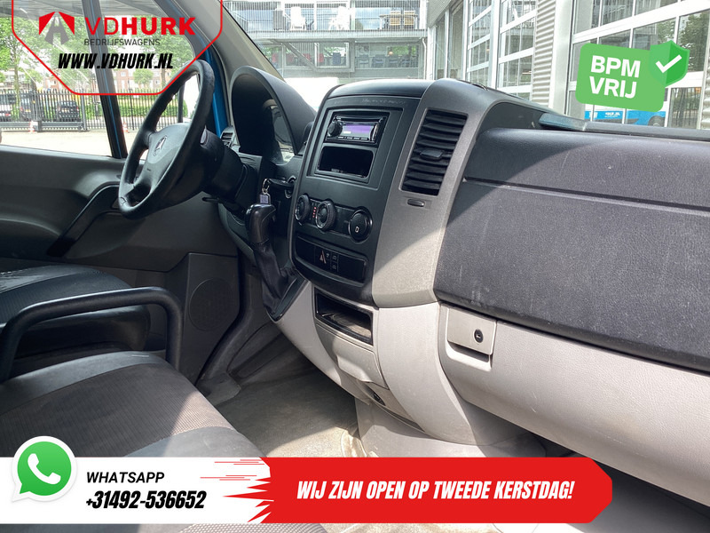Mercedes-Benz Sprinter 313 2.2 CDI Aut. L2 DC Dubbel Cabine EXPORT ONLY Airco/ 2.8t Trekverm./ Imperiaal & Trap/ 7 Pers. - Panel van, Crew cab van: picture 3 Mercedes-Benz Sprinter 313 2.2 CDI Aut. L2 DC Dubbel Cabine EXPORT ONLY Airco/ 2.8t Trekverm./ Imperiaal & Trap/ 7 Pers. - Panel van, Crew cab van: picture 3