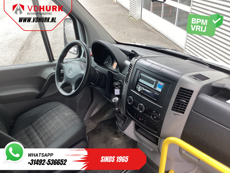 Mercedes-Benz Sprinter 313 2.2 CDI Aut. L2H2 €11.132 Incl. BTW BPM VRIJ! EXPORT ONLY Combi/ 9 Persoons/ Kombi/ 9P/ Airco/ Rolstoellift/ Gev.stoel - Minibus, People carrier: picture 3 Mercedes-Benz Sprinter 313 2.2 CDI Aut. L2H2 €11.132 Incl. BTW BPM VRIJ! EXPORT ONLY Combi/ 9 Persoons/ Kombi/ 9P/ Airco/ Rolstoellift/ Gev.stoel - Minibus, People carrier: picture 3