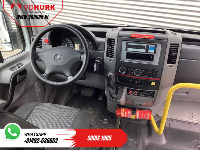 Mercedes-Benz Sprinter 313 2.2 CDI Aut. L2H2 €11.132 Incl. BTW BPM VRIJ! EXPORT ONLY Combi/ 9 Persoons/ Kombi/ 9P/ Airco/ Rolstoellift - Minibus, People carrier: picture 3 Mercedes-Benz Sprinter 313 2.2 CDI Aut. L2H2 €11.132 Incl. BTW BPM VRIJ! EXPORT ONLY Combi/ 9 Persoons/ Kombi/ 9P/ Airco/ Rolstoellift - Minibus, People carrier: picture 3
