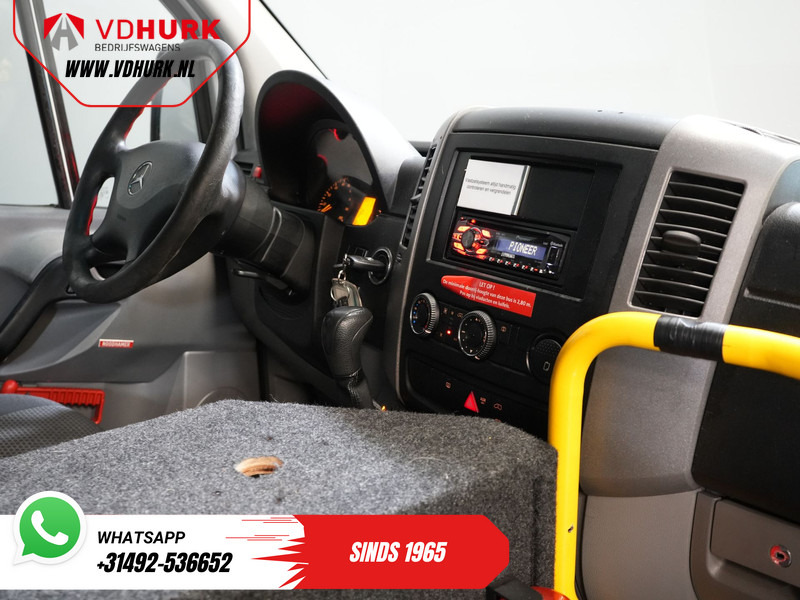 Mercedes-Benz Sprinter 313 2.2 CDI Aut. L2H2 € 9.922 Incl. BTW EXPORT Combi/ 9 Persoons/ Kombi/ 9P/ Airco/ Rolstoellift/ Electr. deur/ APK 9-2026 - Car: picture 3 Mercedes-Benz Sprinter 313 2.2 CDI Aut. L2H2 € 9.922 Incl. BTW EXPORT Combi/ 9 Persoons/ Kombi/ 9P/ Airco/ Rolstoellift/ Electr. deur/ APK 9-2026 - Car: picture 3