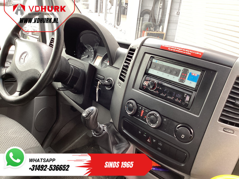 Mercedes-Benz Sprinter 313 2.2 CDI L2H2 €9.922 Incl. BTW BPM VRIJ! EXPORT ONLY Combi/ 9 Persoons/ Kombi/ 9P/ Airco/ Rolstoellift - Minibus, People carrier: picture 3 Mercedes-Benz Sprinter 313 2.2 CDI L2H2 €9.922 Incl. BTW BPM VRIJ! EXPORT ONLY Combi/ 9 Persoons/ Kombi/ 9P/ Airco/ Rolstoellift - Minibus, People carrier: picture 3