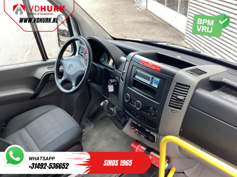 Mercedes-Benz Sprinter 313 2.2 CDI L3H2 €10.572 Incl. BTW BPM VRIJ! EXPORT ONLY Combi/ 9 Persoons/ Kombi/ 9P/ Airco/ Rolstoellift - Minibus, People carrier: picture 3 Mercedes-Benz Sprinter 313 2.2 CDI L3H2 €10.572 Incl. BTW BPM VRIJ! EXPORT ONLY Combi/ 9 Persoons/ Kombi/ 9P/ Airco/ Rolstoellift - Minibus, People carrier: picture 3