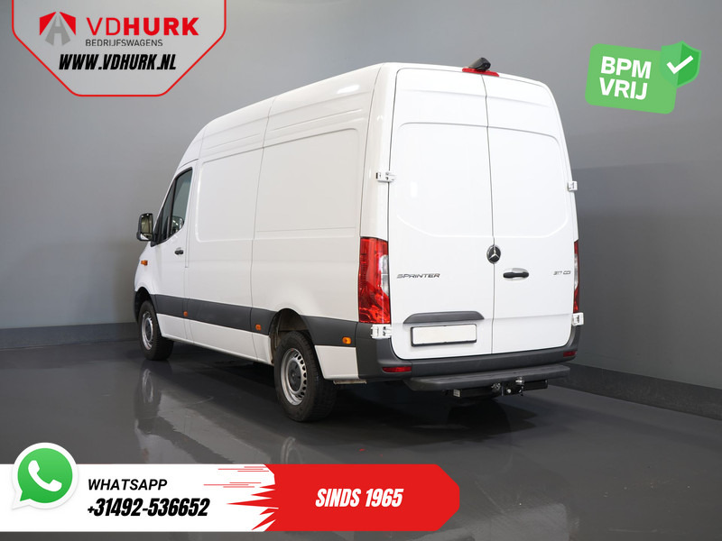 Mercedes-Benz Sprinter 317 CDI Aut. L2H2 BPM VRIJ! Gev.Stoel/ 270 Gr.Deuren/ Stoelverw./ Navi/ Camera/ Cruise/ DAB - Panel van: picture 2 Mercedes-Benz Sprinter 317 CDI Aut. L2H2 BPM VRIJ! Gev.Stoel/ 270 Gr.Deuren/ Stoelverw./ Navi/ Camera/ Cruise/ DAB - Panel van: picture 2