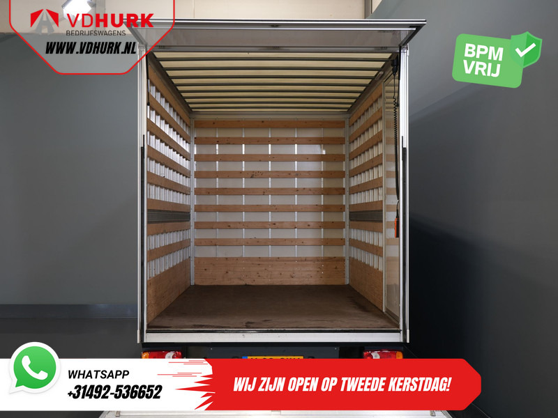 Renault Master T35 2.3 dCi 165 pk Bakwagen 420x215x233 Laadklep/ Zijdeur/ Meubelbak/ Spoiler/ Cruise/ Airco - Closed box van: picture 5 Renault Master T35 2.3 dCi 165 pk Bakwagen 420x215x233 Laadklep/ Zijdeur/ Meubelbak/ Spoiler/ Cruise/ Airco - Closed box van: picture 5