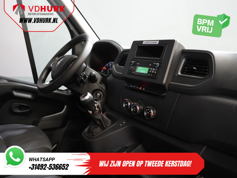 Renault Master T35 2.3 dCi 165 pk Bakwagen 420x215x233 Laadklep/ Zijdeur/ Meubelbak/ Spoiler/ Cruise/ Airco - Closed box van: picture 3 Renault Master T35 2.3 dCi 165 pk Bakwagen 420x215x233 Laadklep/ Zijdeur/ Meubelbak/ Spoiler/ Cruise/ Airco - Closed box van: picture 3