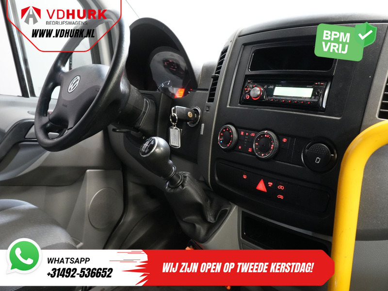 Volkswagen Crafter 35 2.0 TDI L3H2 EXPORT ONLY! €9.559 incl BTW/BPM Rolstoellift/ 9 Pers/ 9P/ Sidebars/ Rearbar/ Airco - Minibus, People carrier: picture 3 Volkswagen Crafter 35 2.0 TDI L3H2 EXPORT ONLY! €9.559 incl BTW/BPM Rolstoellift/ 9 Pers/ 9P/ Sidebars/ Rearbar/ Airco - Minibus, People carrier: picture 3