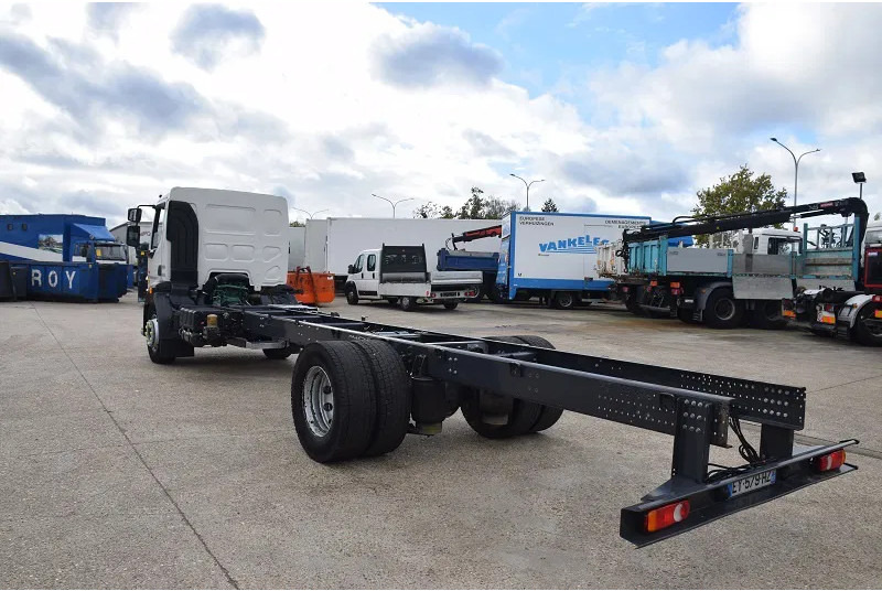 Diversen Volvo FL280 - Cab chassis truck: picture 5 Diversen Volvo FL280 - Cab chassis truck: picture 5