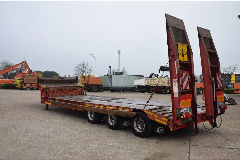 Gheysen en Verpoort 3 assen 47 Ton - Low loader semi-trailer: picture 1 Gheysen en Verpoort 3 assen 47 Ton - Low loader semi-trailer: picture 1
