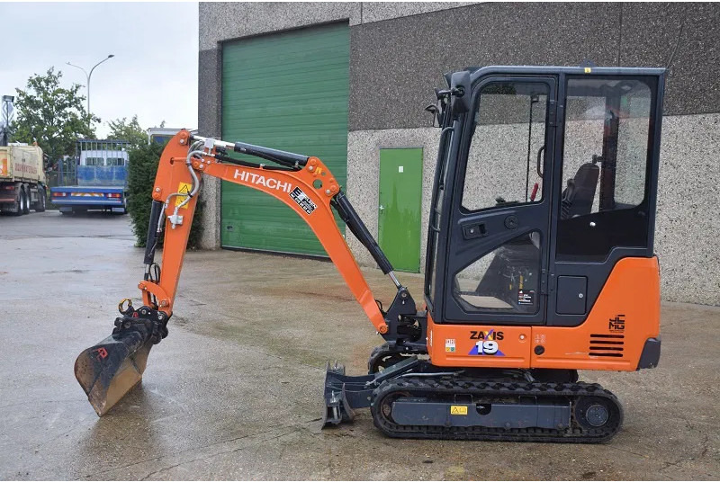 Hitachi ZX19.6 CR - Mini excavator: picture 2 Hitachi ZX19.6 CR - Mini excavator: picture 2