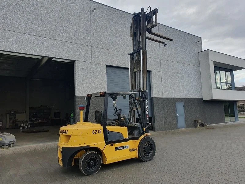 Hyundai 45DS.7E 7 ton 45DS.7E - Forklift: picture 3 Hyundai 45DS.7E 7 ton 45DS.7E - Forklift: picture 3