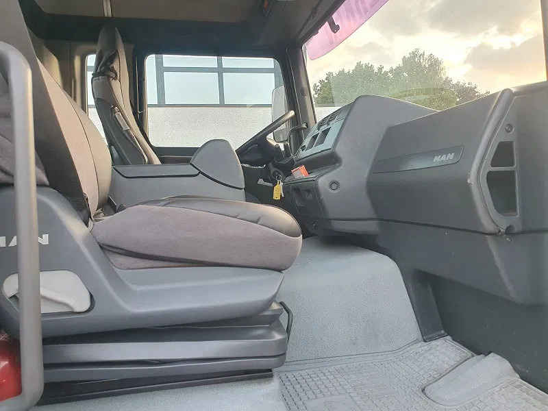 MAN TG 310 A - Hook lift truck: picture 5 MAN TG 310 A - Hook lift truck: picture 5
