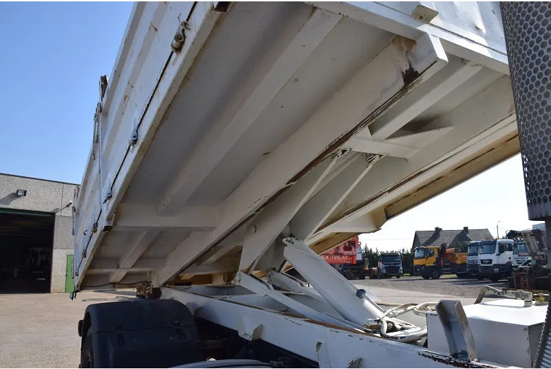 MAN TGA 19.310 - Tipper: picture 4 MAN TGA 19.310 - Tipper: picture 4