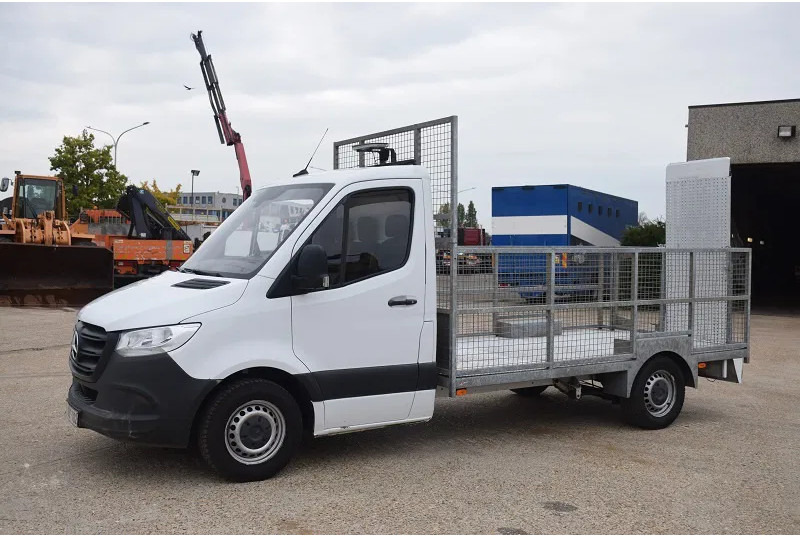 Mercedes-Benz Sprinter 316 - Open body delivery van: picture 2 Mercedes-Benz Sprinter 316 - Open body delivery van: picture 2