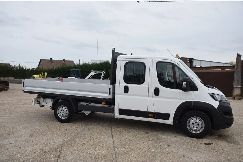 Peugeot Boxer - Open body delivery van, Crew cab van: picture 5 Peugeot Boxer - Open body delivery van, Crew cab van: picture 5