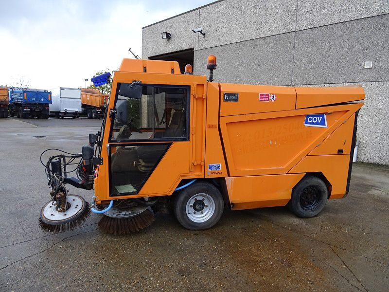 Hofmans HMF 185 - Industrial sweeper: picture 2 Hofmans HMF 185 - Industrial sweeper: picture 2
