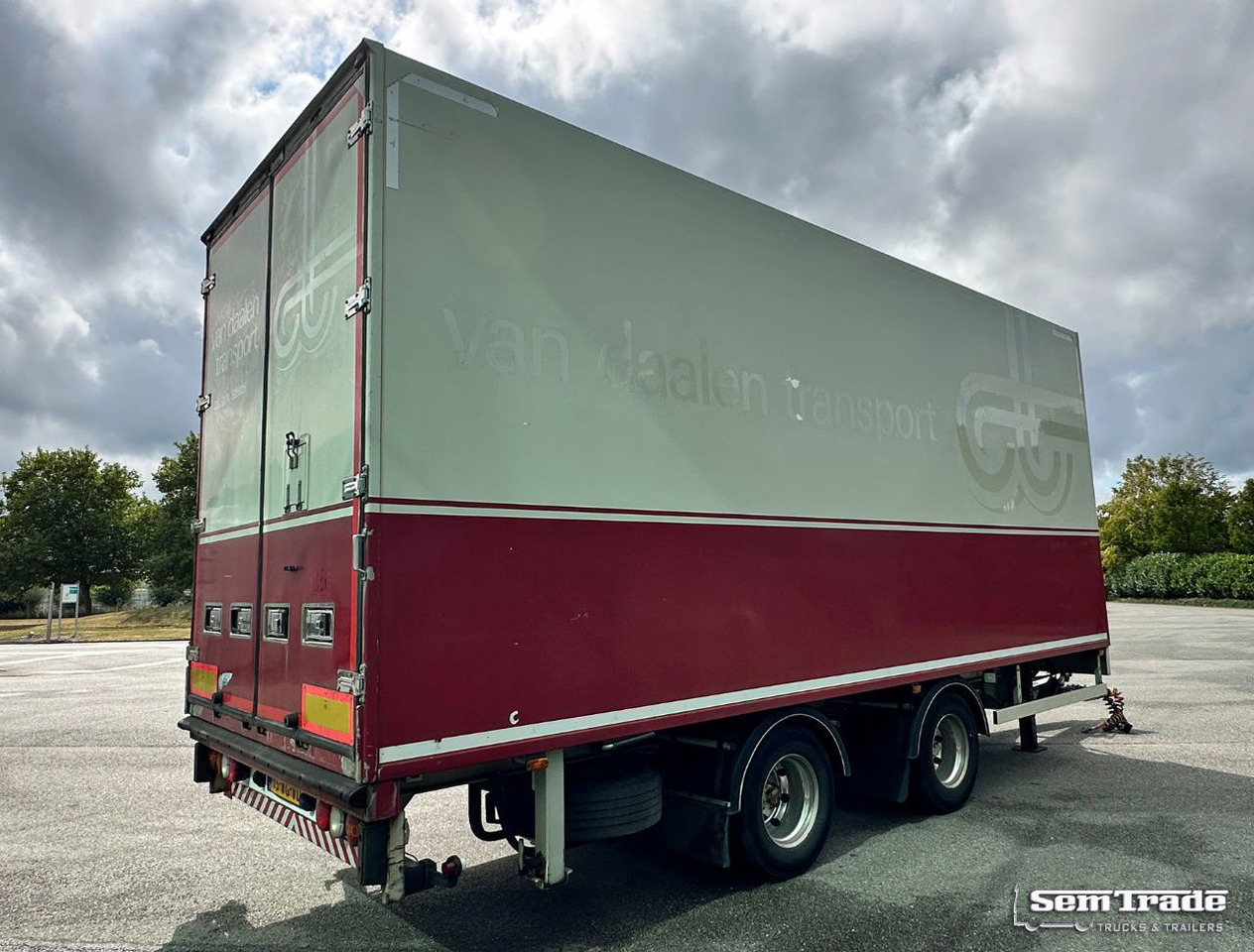 Burg 2 Axle VAN Beurden Isolated BOX TRS Cooling Good Condition Holland-Trailer - Refrigerated trailer: picture 4 Burg 2 Axle VAN Beurden Isolated BOX TRS Cooling Good Condition Holland-Trailer - Refrigerated trailer: picture 4