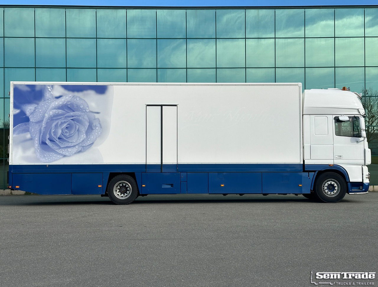 DAF XF 105.460 SSC 7 Karren BAK Bloemen Verkoop Koeling Klep Kachel - Refrigerated truck: picture 5 DAF XF 105.460 SSC 7 Karren BAK Bloemen Verkoop Koeling Klep Kachel - Refrigerated truck: picture 5
