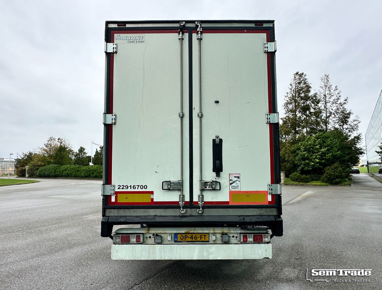 Krone TKS Thermo King SLXe Spectrum BI-Temp Lift Axle Holland-Trailer - Refrigerated semi-trailer: picture 4 Krone TKS Thermo King SLXe Spectrum BI-Temp Lift Axle Holland-Trailer - Refrigerated semi-trailer: picture 4