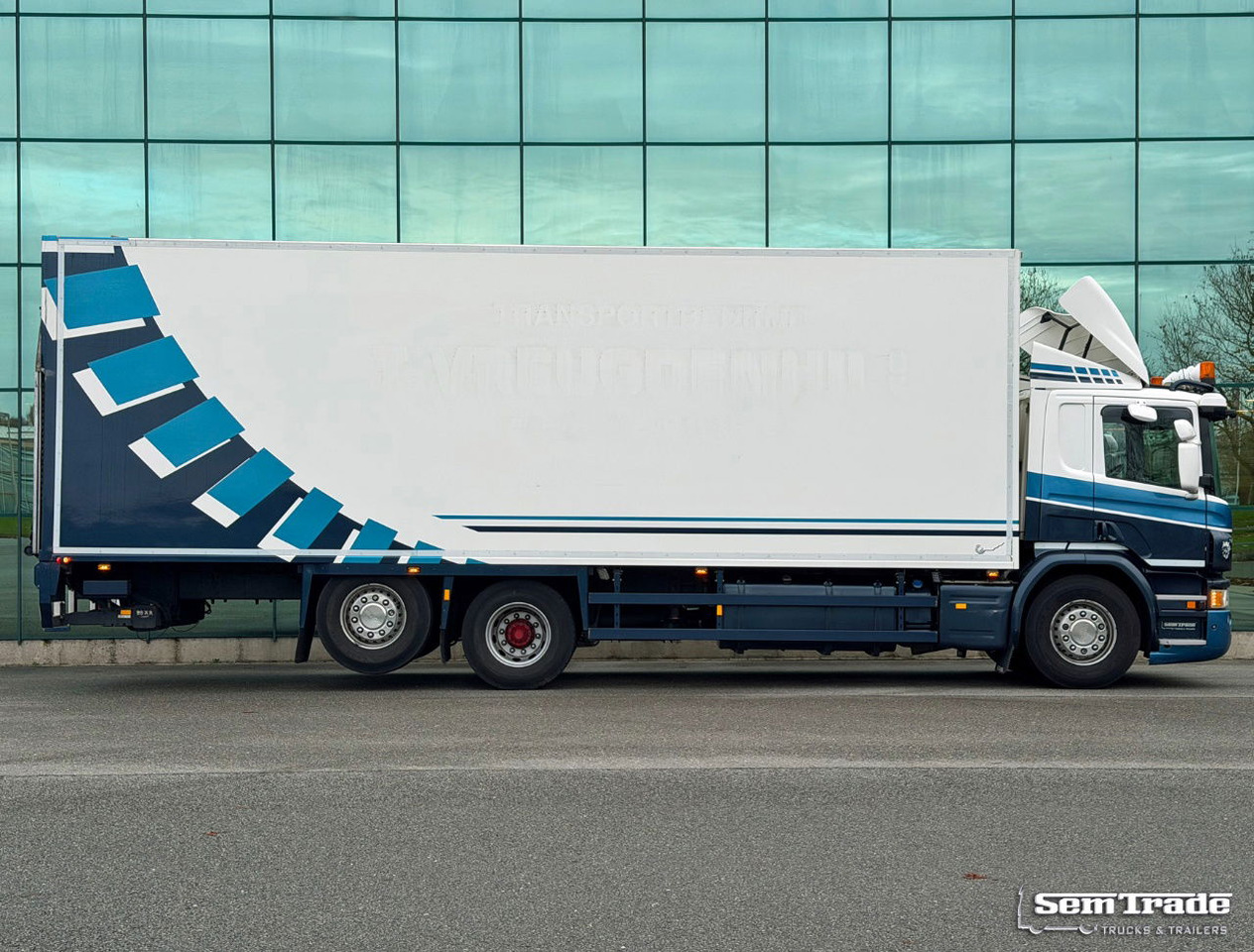 Scania P370 VAN Beurden Isolated BOX Thermo King Tail Lift 584.000 KM TOP Condition - Refrigerated truck: picture 5 Scania P370 VAN Beurden Isolated BOX Thermo King Tail Lift 584.000 KM TOP Condition - Refrigerated truck: picture 5