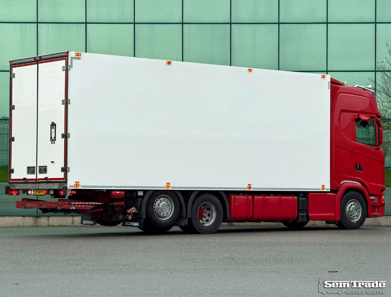 Scania S520 V8 NGS King Full AIR Retarder Luchtenberg BOX TRS Cooling Tail Lift Holland-Truck - Refrigerated truck: picture 4 Scania S520 V8 NGS King Full AIR Retarder Luchtenberg BOX TRS Cooling Tail Lift Holland-Truck - Refrigerated truck: picture 4