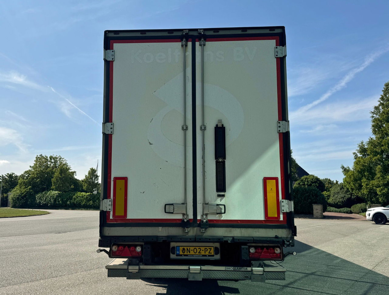 Schmitz Cargobull SCBS3B 270 CM High Flower Wide Liftaxle Tail Lift NL Trailer 6 - Refrigerated semi-trailer: picture 4 Schmitz Cargobull SCBS3B 270 CM High Flower Wide Liftaxle Tail Lift NL Trailer 6 - Refrigerated semi-trailer: picture 4