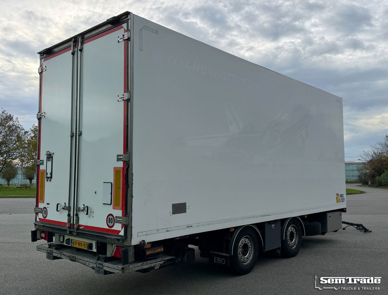 Van Weel VW 18000 VW EBO Isolated BOX TRS Cooling Tail Lift NL-Trailer - Isothermal trailer: picture 4 Van Weel VW 18000 VW EBO Isolated BOX TRS Cooling Tail Lift NL-Trailer - Isothermal trailer: picture 4