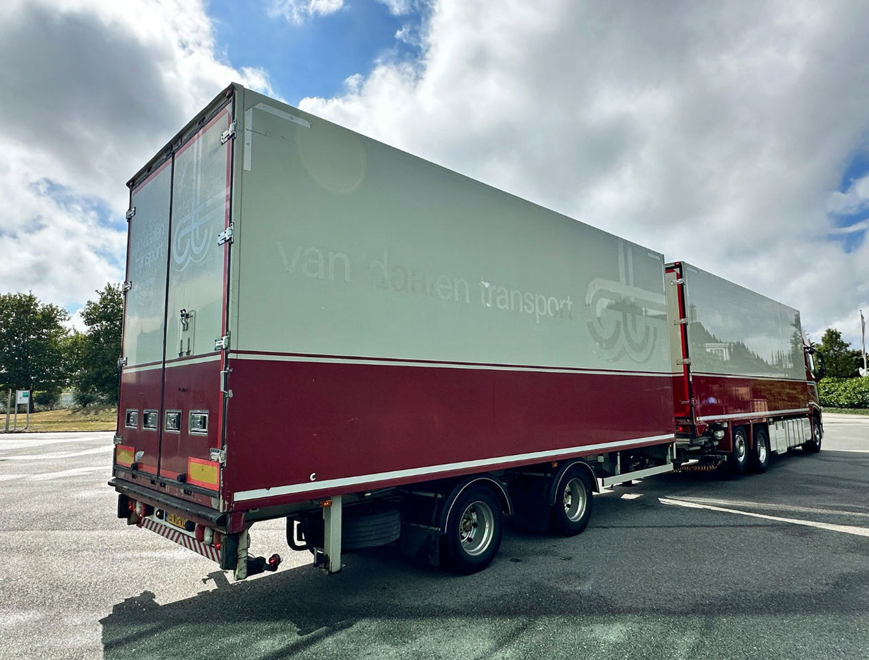 Volvo FH 500 I-Park Cool VAN Beurden Isolated Boxes Tail Lift TRS CoolING TOP Condition Holland-Combi - Refrigerated truck: picture 4 Volvo FH 500 I-Park Cool VAN Beurden Isolated Boxes Tail Lift TRS CoolING TOP Condition Holland-Combi - Refrigerated truck: picture 4
