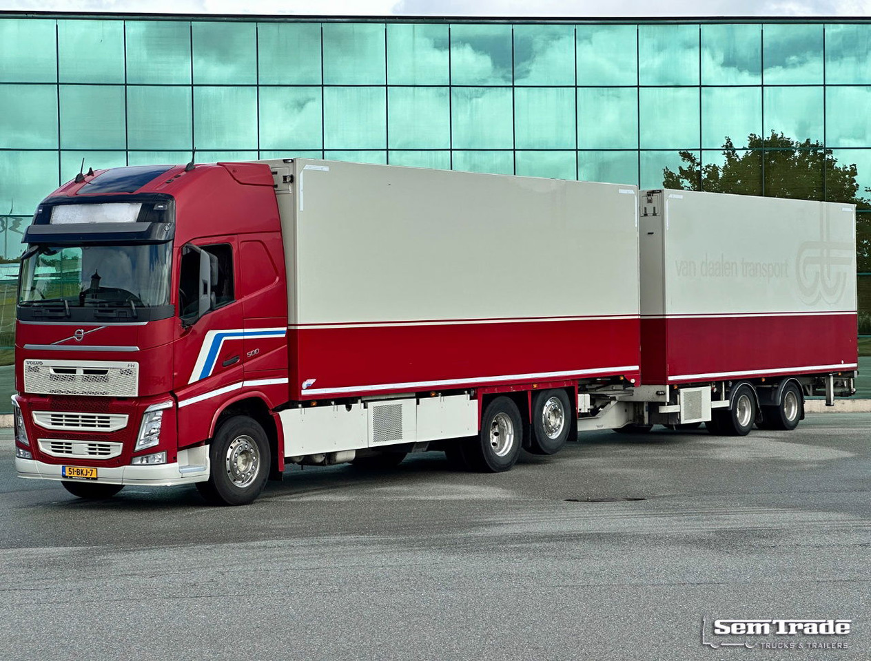Volvo FH 500 I-Park Cool VAN Beurden Isolated Boxes Tail Lift TRS CoolING TOP Condition Holland-Combi - Refrigerated truck: picture 1 Volvo FH 500 I-Park Cool VAN Beurden Isolated Boxes Tail Lift TRS CoolING TOP Condition Holland-Combi - Refrigerated truck: picture 1