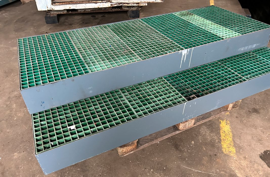 Racks à palettes Rayonnages Rangement pour transporteur ou logistique paletisable .Bacs de retention - Warehouse racking: picture 4 Racks à palettes Rayonnages Rangement pour transporteur ou logistique paletisable .Bacs de retention - Warehouse racking: picture 4