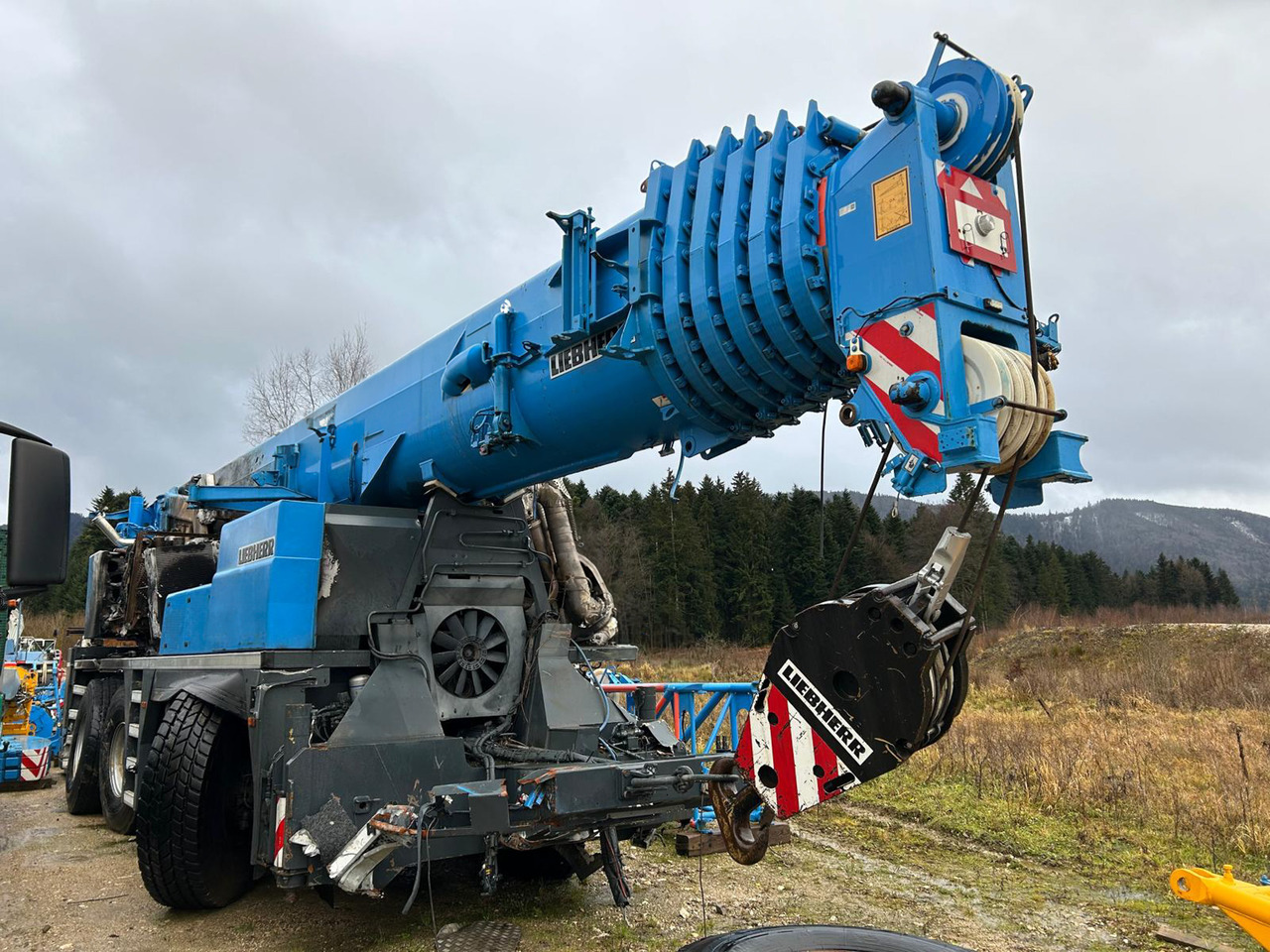 Liebherr LTM 1100-4.2 / Accident - Mobile crane: picture 1 Liebherr LTM 1100-4.2 / Accident - Mobile crane: picture 1