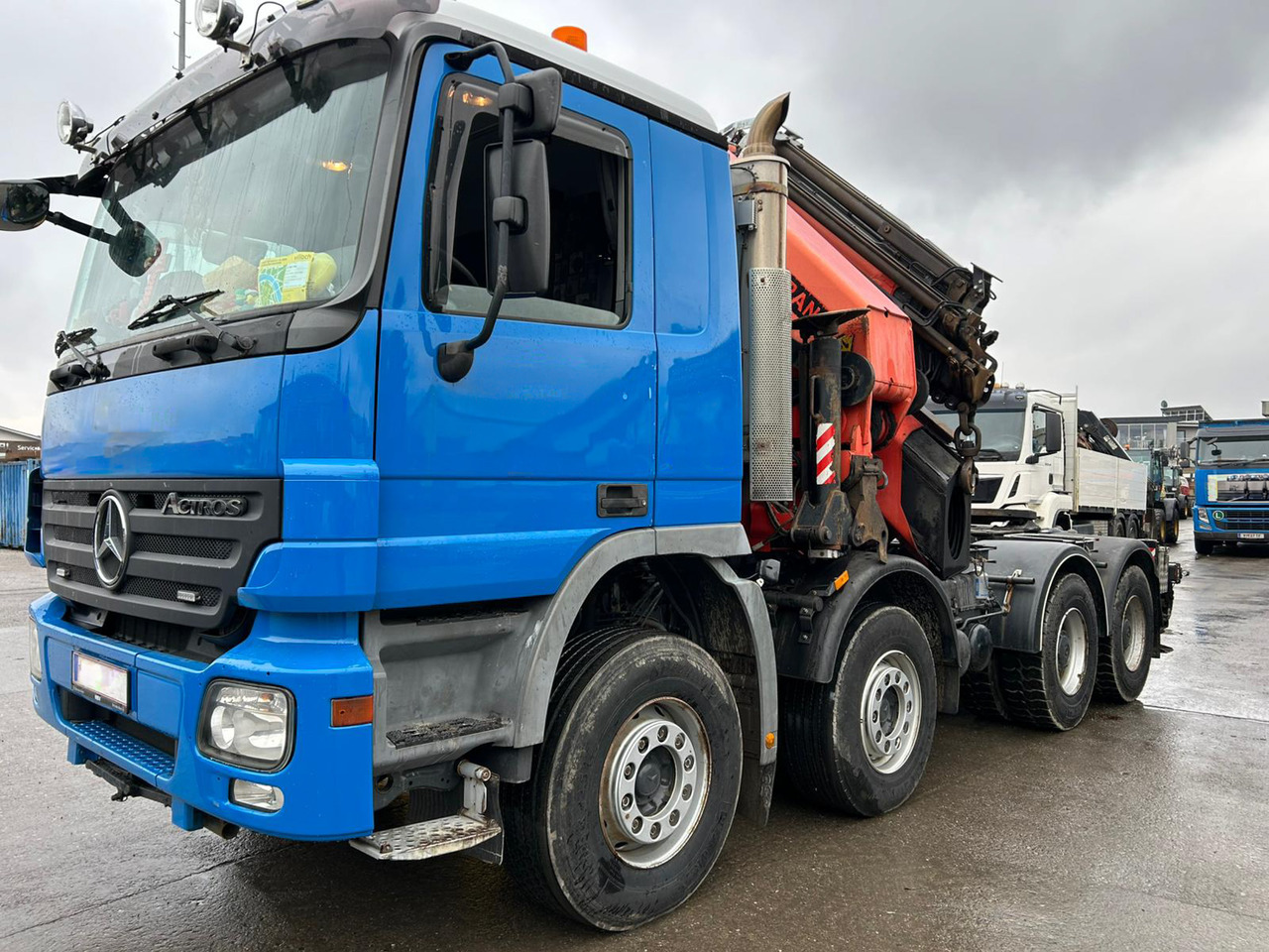 PALFINGER PK 74002 + Mercedes Actros 8x4 - Truck mounted crane: picture 3 PALFINGER PK 74002 + Mercedes Actros 8x4 - Truck mounted crane: picture 3