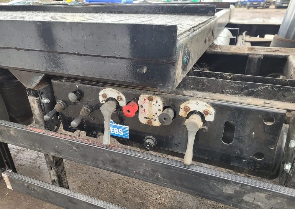 Krone Przyczepa wywrotka 3 osie wywrot - Tipper trailer: picture 5 Krone Przyczepa wywrotka 3 osie wywrot - Tipper trailer: picture 5