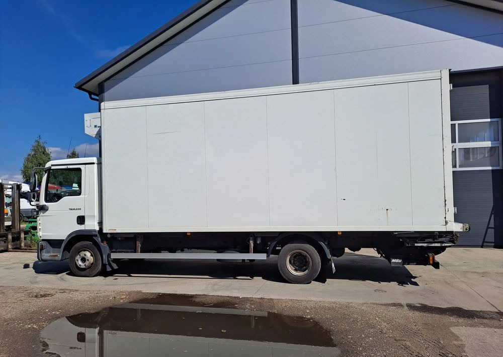 MAN TGL 12.220 Chłodnia agregat WKD-II SR - Refrigerated truck: picture 1 MAN TGL 12.220 Chłodnia agregat WKD-II SR - Refrigerated truck: picture 1