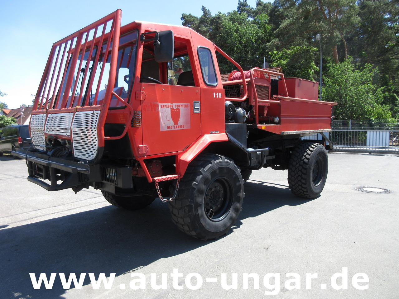 BRIMONT PM ETR Feuerwehr 4x4x4 AHK verwindbarer Rahmen Off-Road Winde Kriechgang - Fire engine: picture 3 BRIMONT PM ETR Feuerwehr 4x4x4 AHK verwindbarer Rahmen Off-Road Winde Kriechgang - Fire engine: picture 3