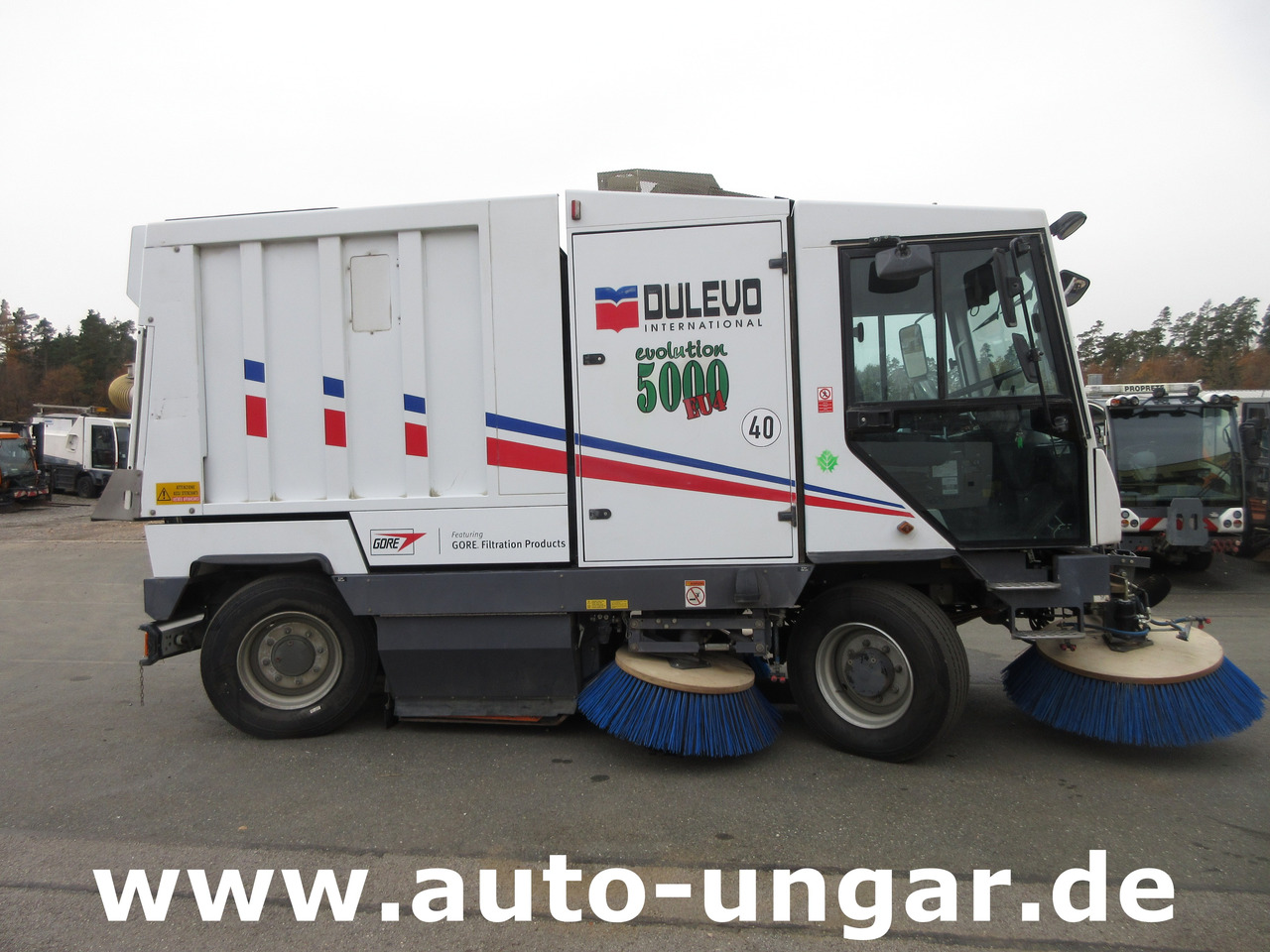 Dulevo 5000 Evolution mit Frontbesen 4-Rad-Lenkung Hochentleerung Handsaugschlauch - Road sweeper: picture 4 Dulevo 5000 Evolution mit Frontbesen 4-Rad-Lenkung Hochentleerung Handsaugschlauch - Road sweeper: picture 4