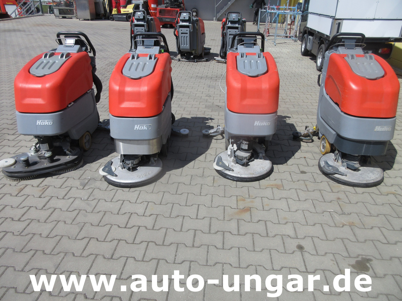 Hako B45 Scheuersaugmaschine B45CL eigener Antrieb Scrubber - Scrubber dryer: picture 1 Hako B45 Scheuersaugmaschine B45CL eigener Antrieb Scrubber - Scrubber dryer: picture 1